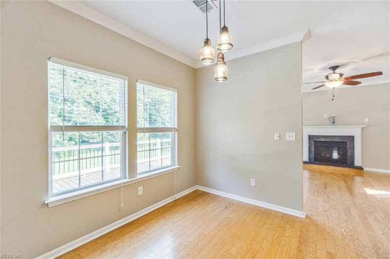 Photo 17 of 38 residential for sale in Suffolk virginia