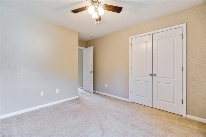 Photo 23 of 38 residential for sale in Suffolk virginia