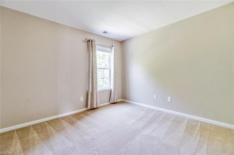 Photo 26 of 38 residential for sale in Suffolk virginia