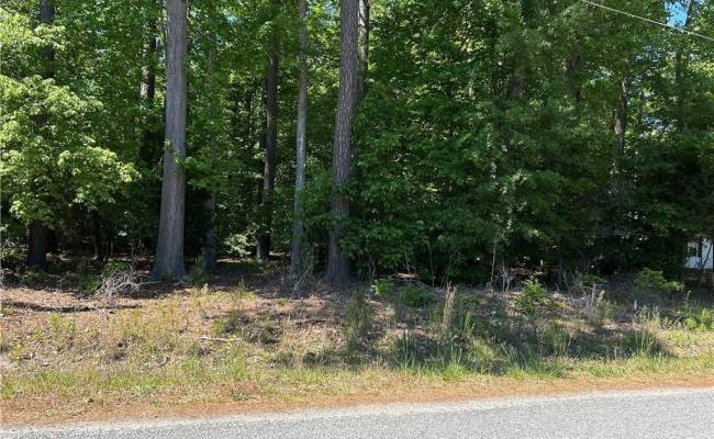 5718 Hillside Drive, Gloucester County, VA 23061