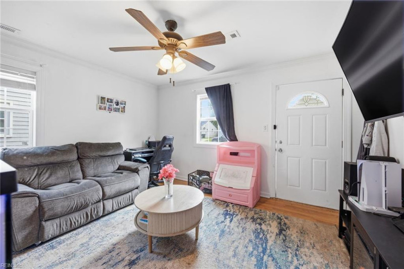 Photo 5 of 24 residential for sale in Hampton virginia