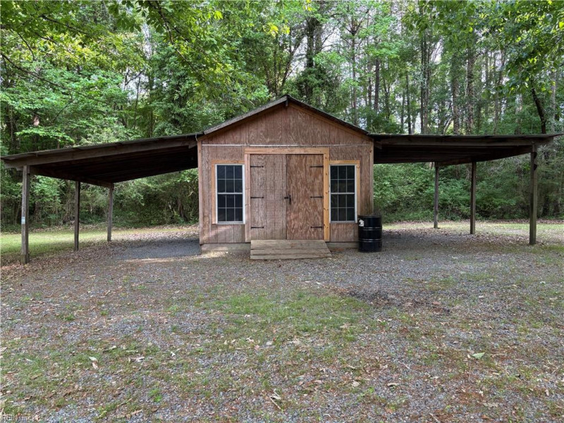 Photo 22 of 34 residential for sale in Southampton County virginia Photo 22 of 34 residential for sale in Southampton County virginia