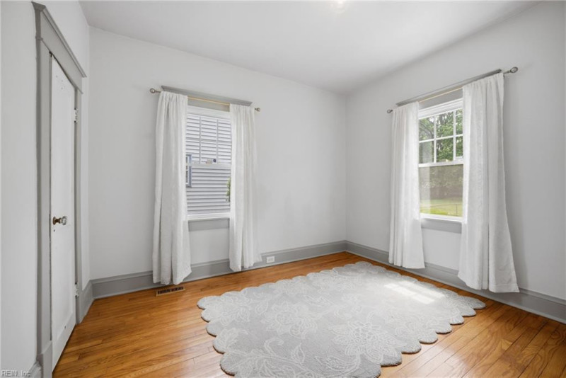 Photo 16 of 42 residential for sale in Norfolk virginia Photo 16 of 42 residential for sale in Norfolk virginia