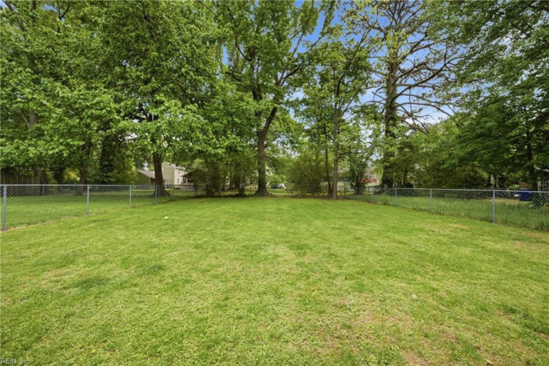Photo 38 of 42 residential for sale in Norfolk virginia Photo 38 of 42 residential for sale in Norfolk virginia