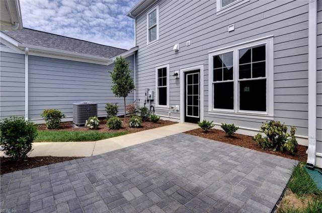 Courtyard Patio