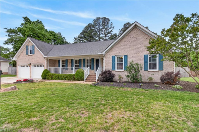 Photo 1 of 32 residential for sale in Suffolk virginia