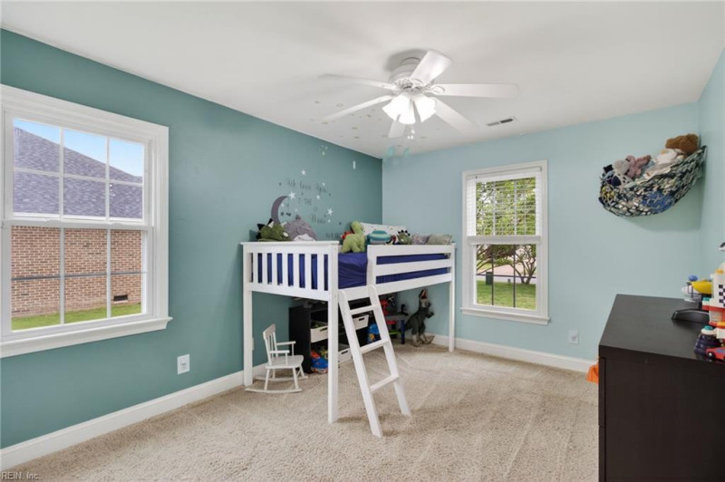 Photo 18 of 32 residential for sale in Suffolk virginia