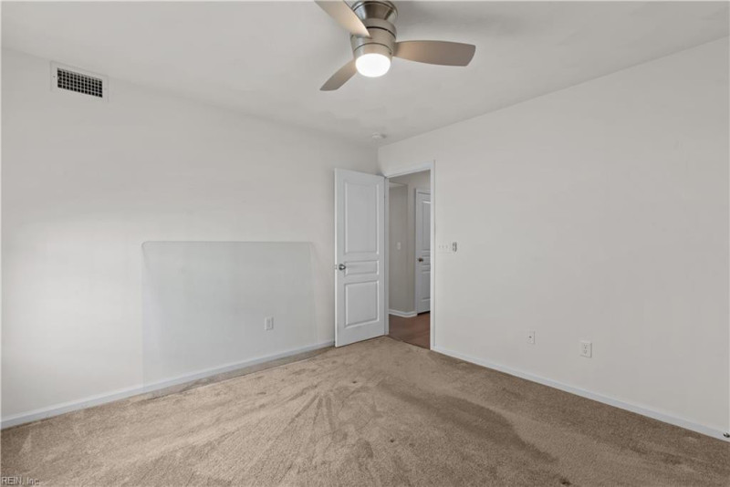 Photo 13 of 39 residential for sale in Suffolk virginia
