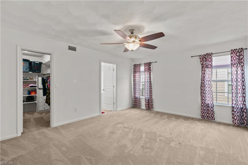 Photo 15 of 39 residential for sale in Suffolk virginia
