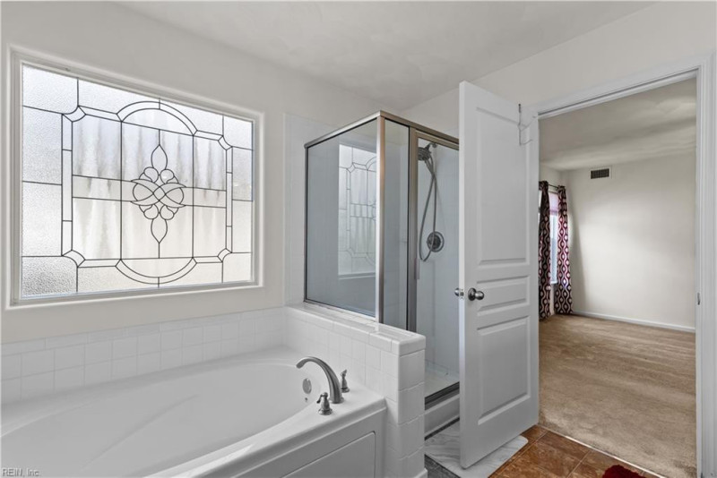 Photo 19 of 39 residential for sale in Suffolk virginia
