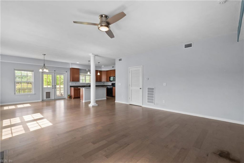 Photo 21 of 39 residential for sale in Suffolk virginia