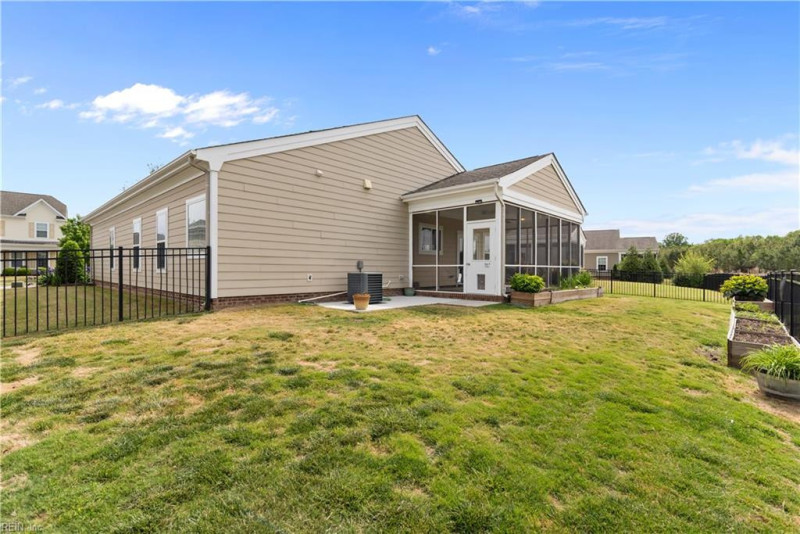 Photo 35 of 39 residential for sale in Suffolk virginia