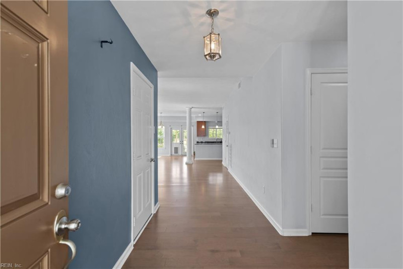 Photo 6 of 39 residential for sale in Suffolk virginia