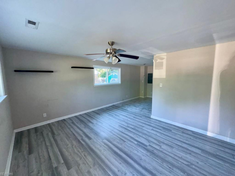 Photo 3 of 13 residential for sale in Portsmouth virginia Photo 3 of 13 residential for sale in Portsmouth virginia