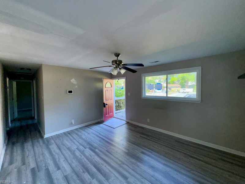 Photo 4 of 13 residential for sale in Portsmouth virginia Photo 4 of 13 residential for sale in Portsmouth virginia