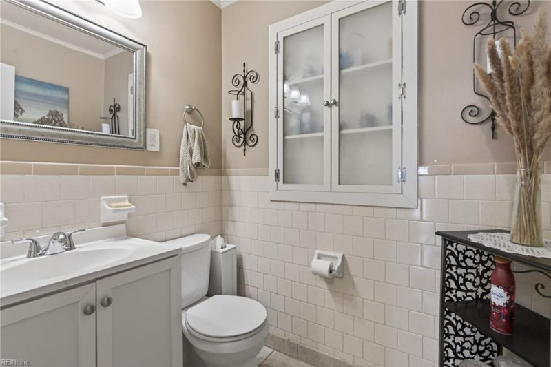 Photo 24 of 38 residential for sale in Chesapeake virginia