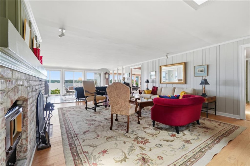 Photo 11 of 50 residential for sale in Virginia Beach virginia