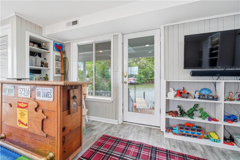 Photo 35 of 50 residential for sale in Virginia Beach virginia