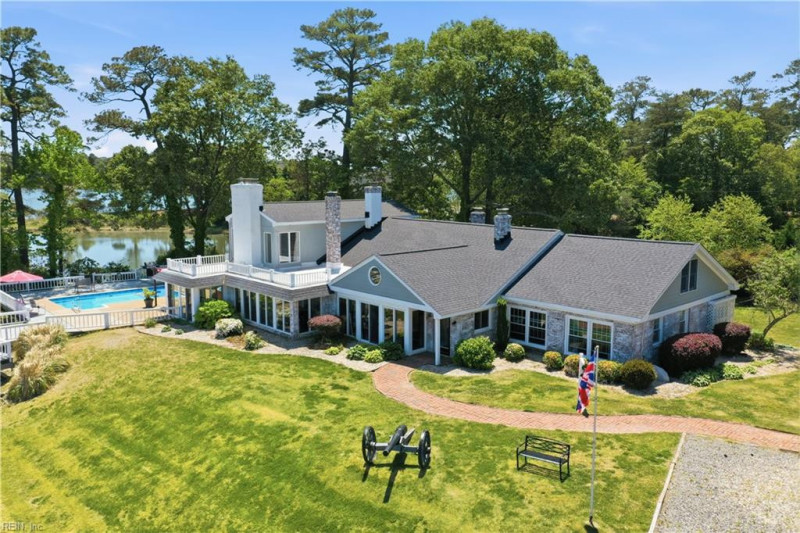 Photo 6 of 50 residential for sale in Virginia Beach virginia