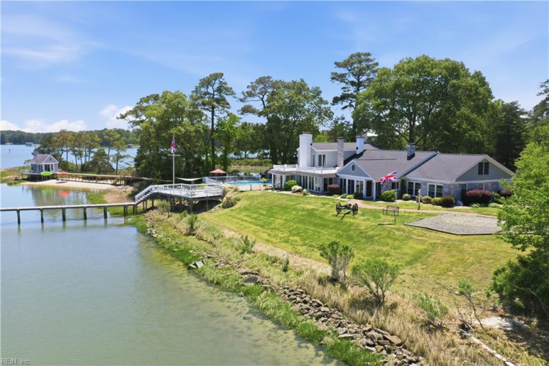 Photo 7 of 50 residential for sale in Virginia Beach virginia