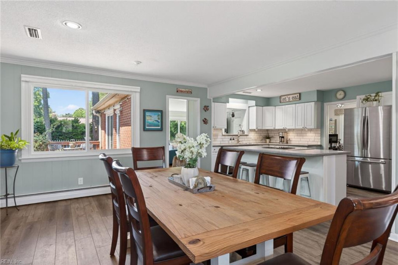 Photo 12 of 40 residential for sale in Virginia Beach virginia