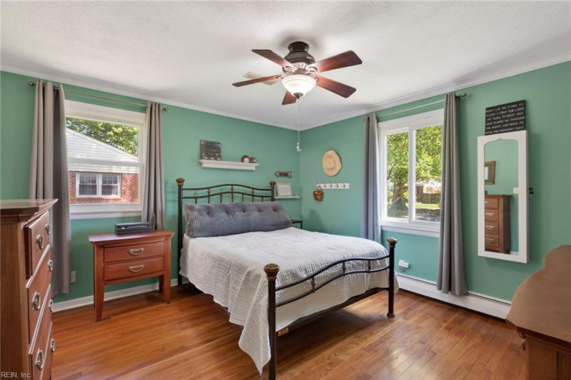 Photo 22 of 40 residential for sale in Virginia Beach virginia