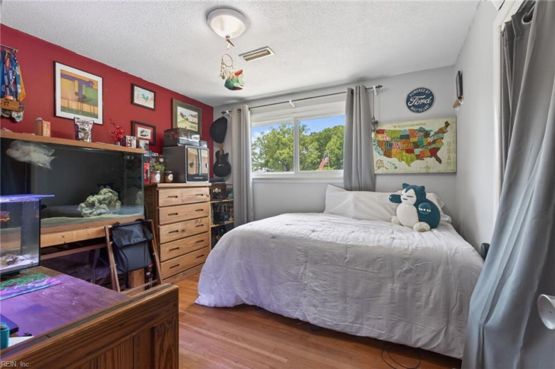 Photo 26 of 40 residential for sale in Virginia Beach virginia