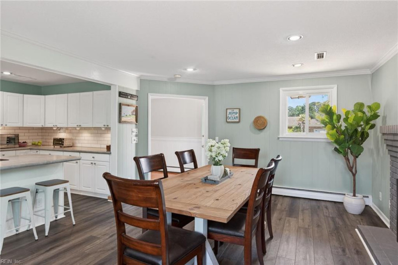 Photo 9 of 40 residential for sale in Virginia Beach virginia