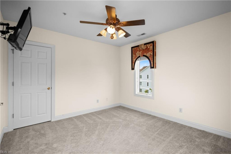 Photo 18 of 50 residential for sale in Chesapeake virginia Photo 18 of 50 residential for sale in Chesapeake virginia