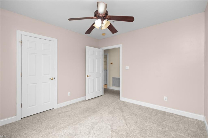 Photo 22 of 50 residential for sale in Chesapeake virginia Photo 22 of 50 residential for sale in Chesapeake virginia