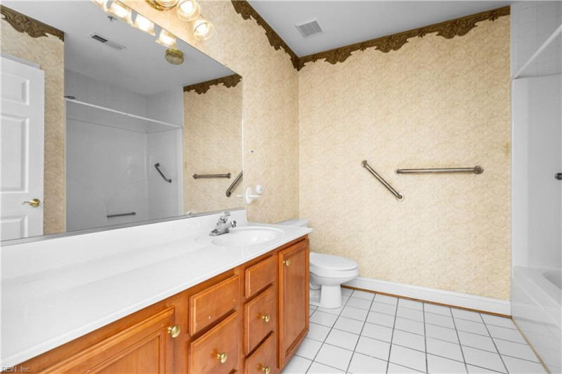 Photo 23 of 50 residential for sale in Chesapeake virginia Photo 23 of 50 residential for sale in Chesapeake virginia