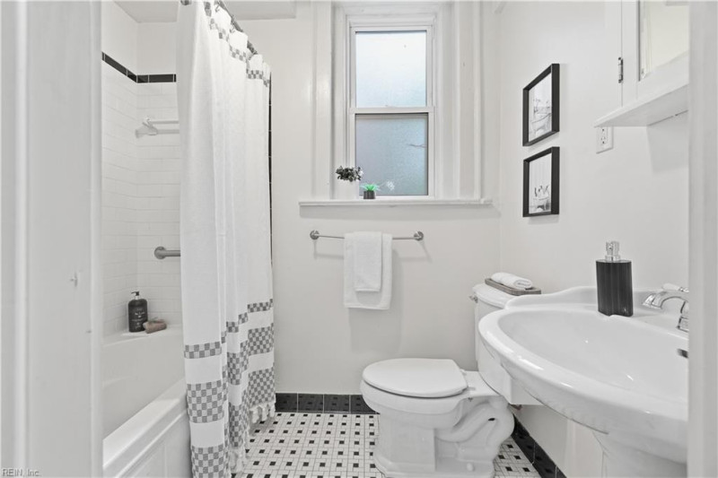 Photo 15 of 27 residential for sale in Norfolk virginia Photo 15 of 27 residential for sale in Norfolk virginia