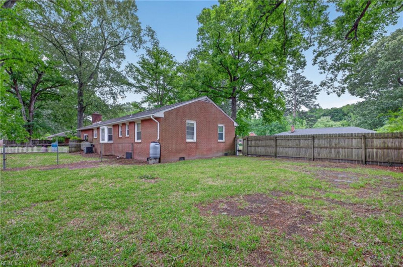 Photo 23 of 26 residential for sale in Chesapeake virginia