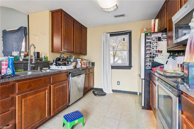 Photo 12 of 34 residential for sale in Norfolk virginia Photo 12 of 34 residential for sale in Norfolk virginia
