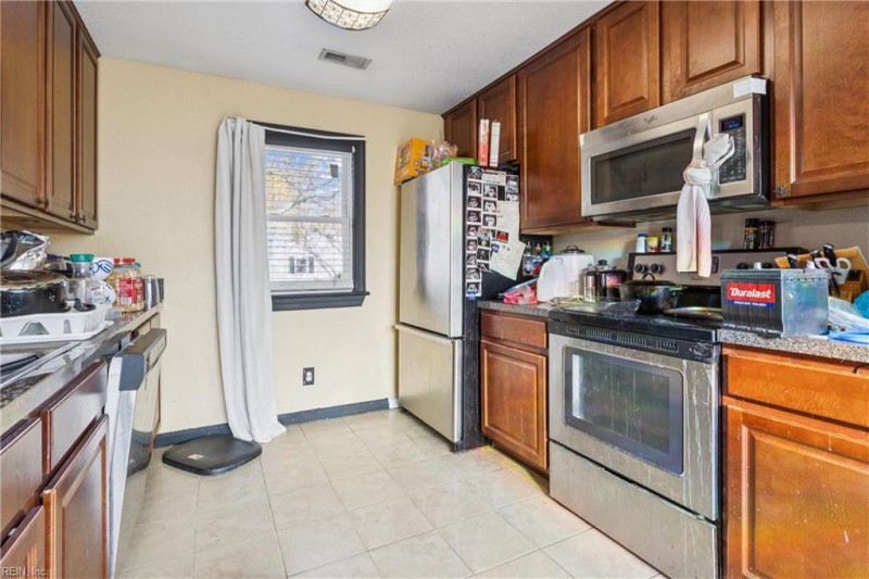 Photo 13 of 34 residential for sale in Norfolk virginia Photo 13 of 34 residential for sale in Norfolk virginia