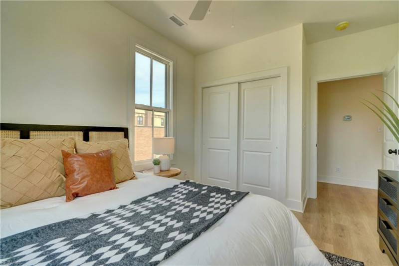 Photo 23 of 45 residential for sale in Norfolk virginia Photo 23 of 45 residential for sale in Norfolk virginia