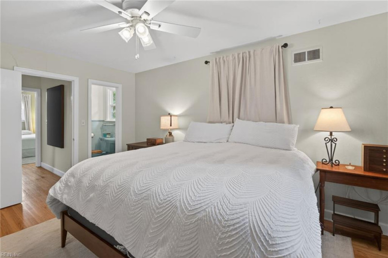Photo 27 of 34 residential for sale in Norfolk virginia Photo 27 of 34 residential for sale in Norfolk virginia