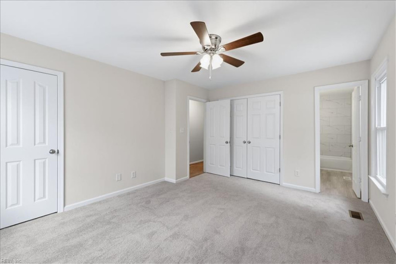 Photo 20 of 37 residential for sale in Chesapeake virginia