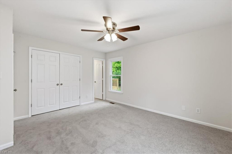 Photo 21 of 37 residential for sale in Chesapeake virginia