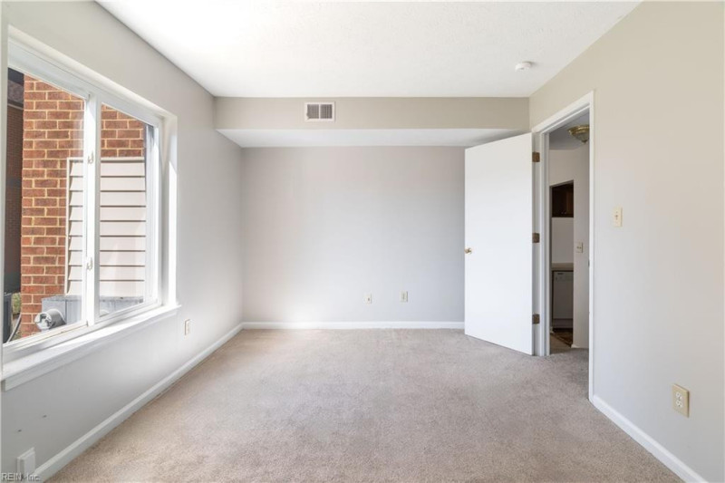 Photo 16 of 23 residential for sale in Hampton virginia