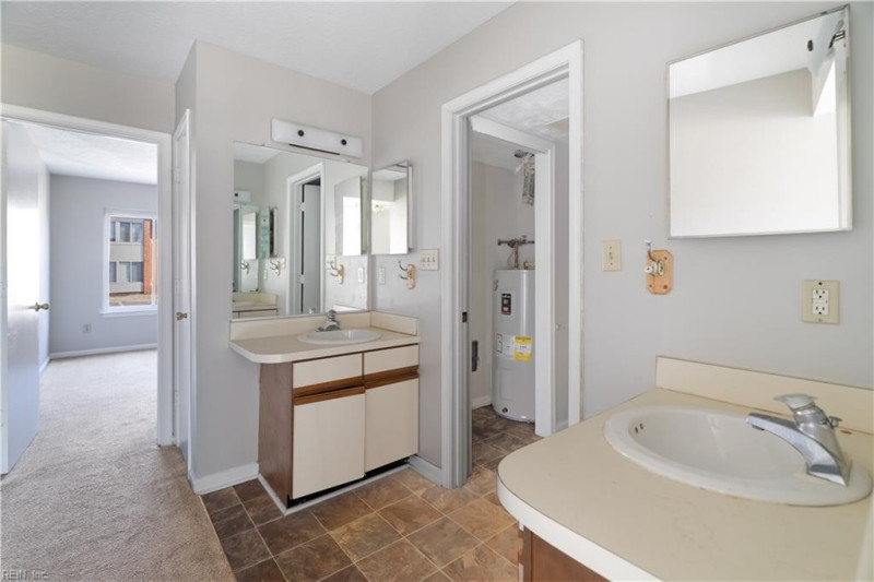 Photo 17 of 23 residential for sale in Hampton virginia