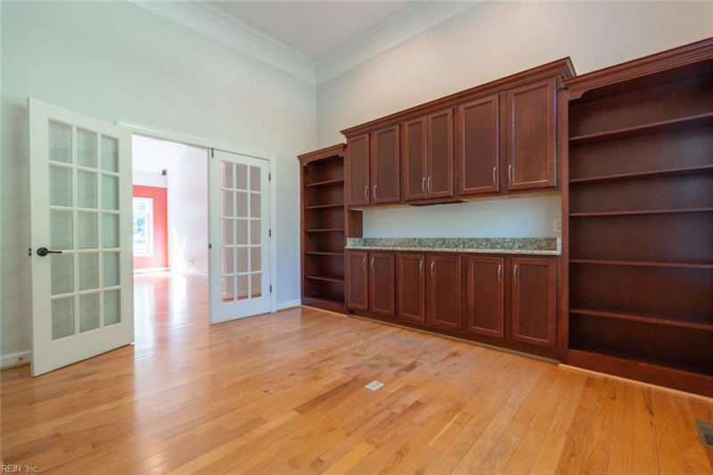 Photo 22 of 49 residential for sale in Chesapeake virginia
