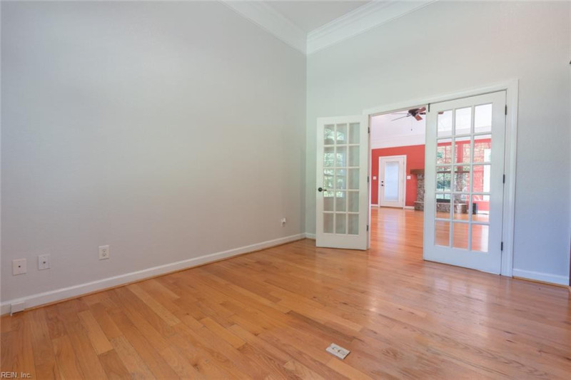 Photo 24 of 49 residential for sale in Chesapeake virginia