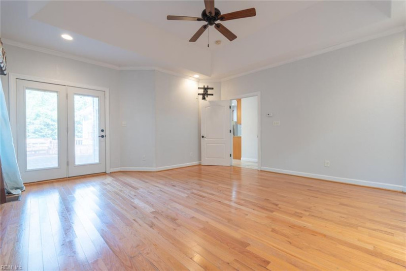 Photo 27 of 49 residential for sale in Chesapeake virginia