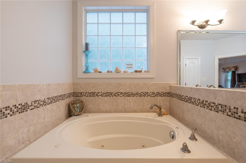 Photo 33 of 49 residential for sale in Chesapeake virginia