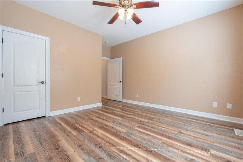 Photo 36 of 49 residential for sale in Chesapeake virginia