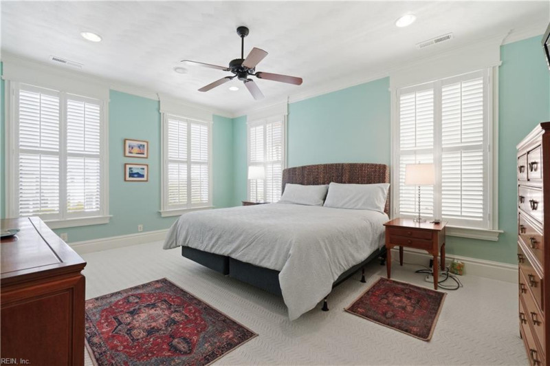 Photo 36 of 50 residential for sale in Norfolk virginia