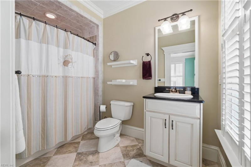 Photo 39 of 50 residential for sale in Norfolk virginia