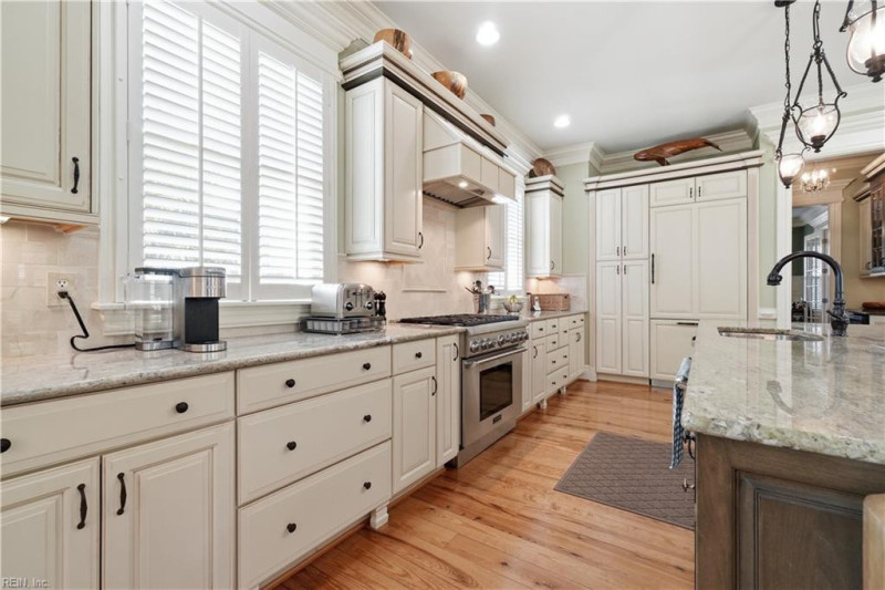 Photo 8 of 50 residential for sale in Norfolk virginia