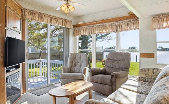 3665 Sandpiper Road, Virginia Beach, VA 23456